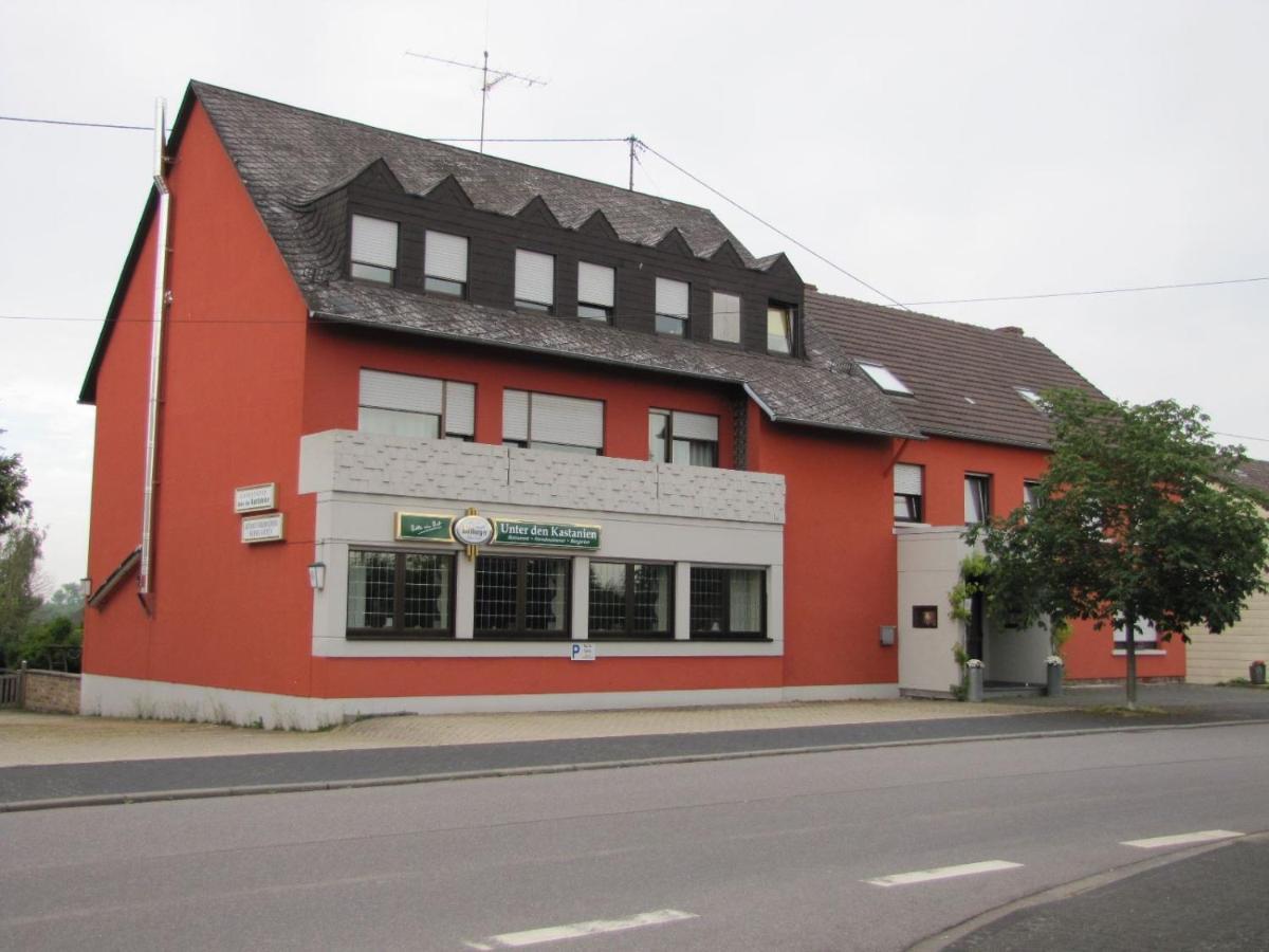 "Unter Den Kastanien" Hotell Speicher Exteriör bild
